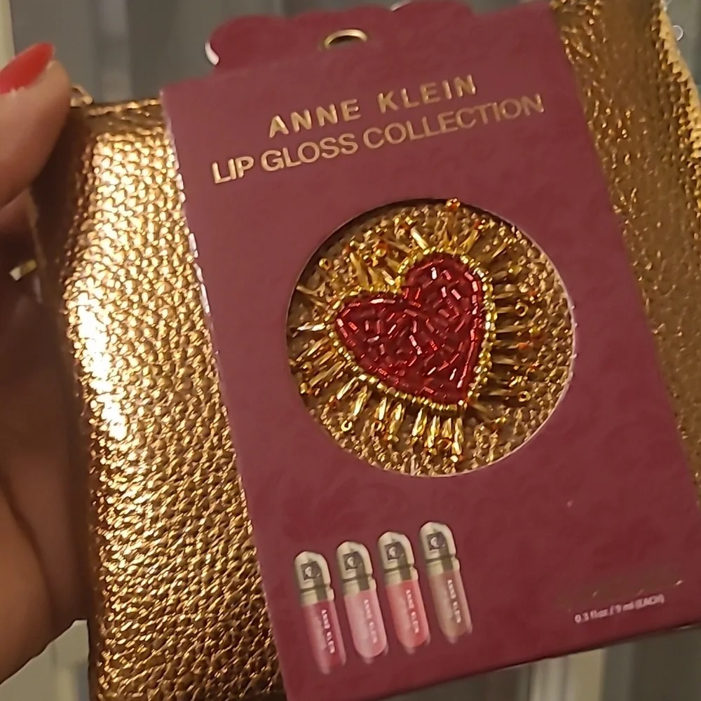 Anne Klein Gold Lip Gloss Collection
